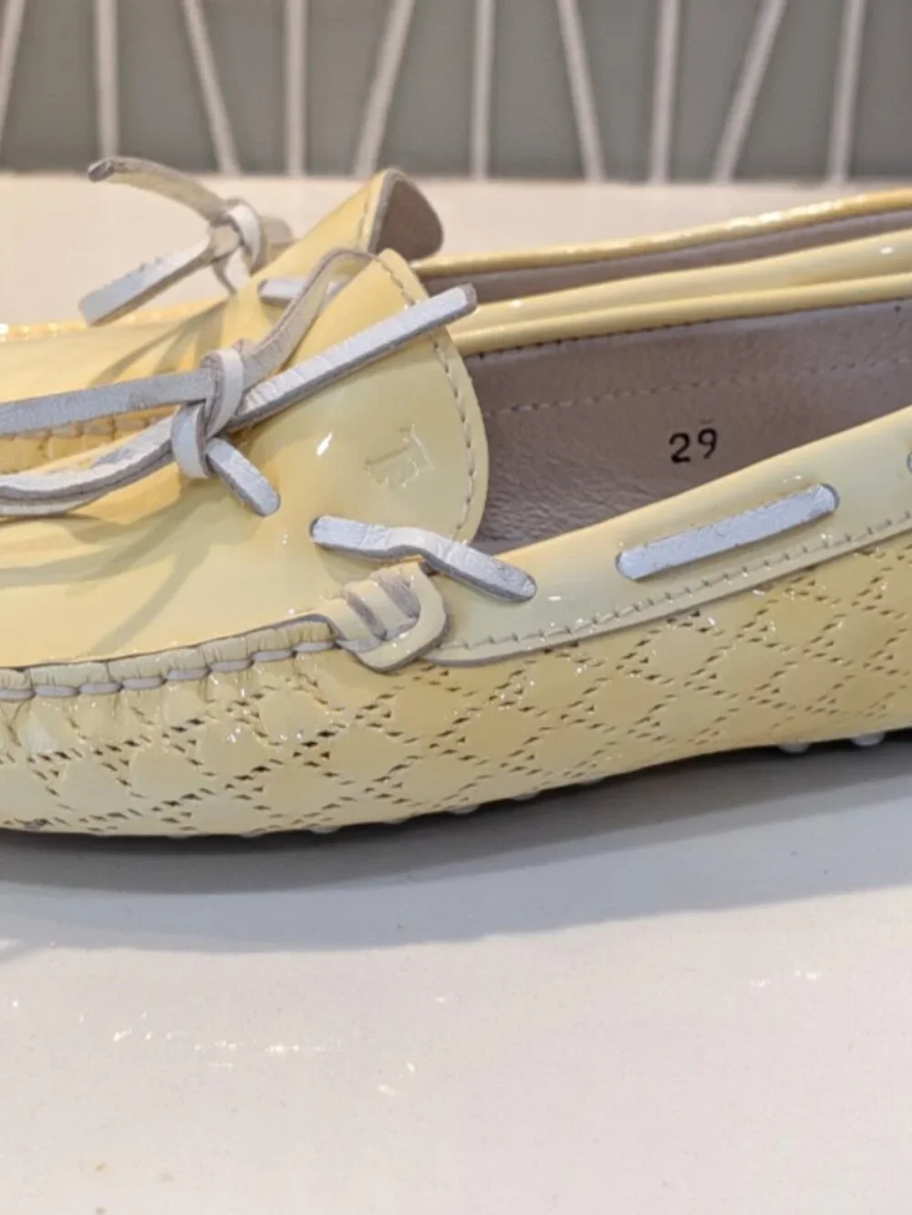 Tod's Loafers pale yellow patent leather Unisex 11.5